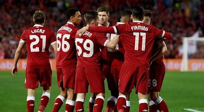 Jurgen Klopp danse avec les Aborigènes comme Liverpool embrasser la culture australienne en voyage à Sydney -