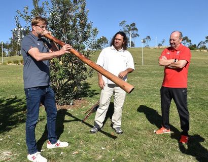 Jurgen Klopp danse avec les Aborigènes comme Liverpool embrasser la culture australienne en voyage à Sydney -