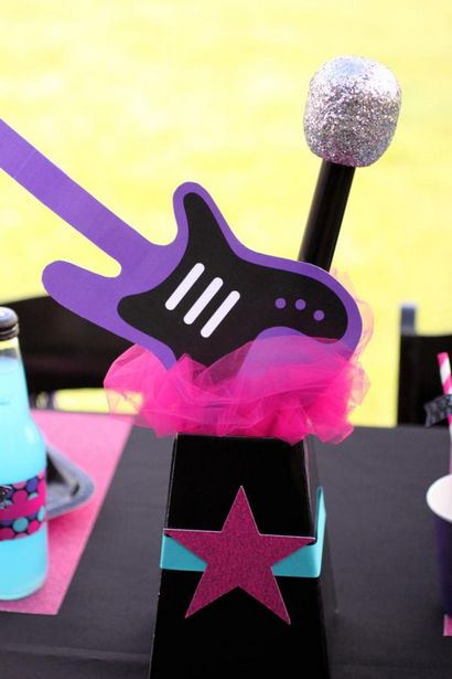 Kara - du Parti Idées Girly Rock Star Danse Rose Birthday Party Planning Ideas Décorations (entre filles) Kara - du Parti Idées Girly Rock Star Danse Rose Birthday Party Planning idées Décorations