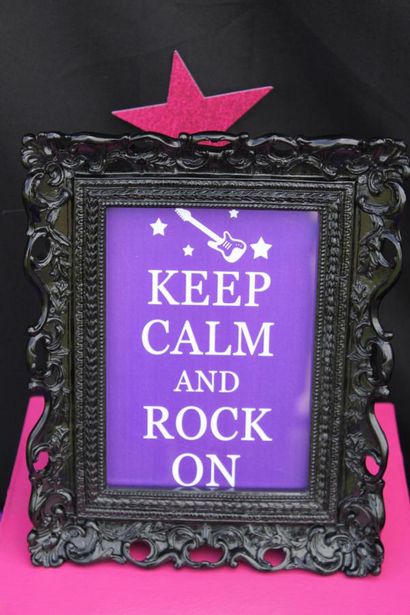 Kara - du Parti Idées Girly Rock Star Danse Rose Birthday Party Idées pour la planification Décorations (comment faire des petits gâteaux rock star) Kara - du Parti Idées Girly Rock Star Danse Rose Birthday Party Planning idées Décorations
