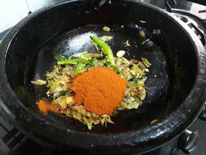 Kerala poisson Nadan Meen Vevichathu- Curry Kottayam style poisson Curry, Swad