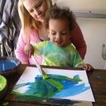 Les enfants de mélange couleurs primaires, leçon d'art 12 étape d'apprentissage de la roue chromatique, site officiel - Nature de