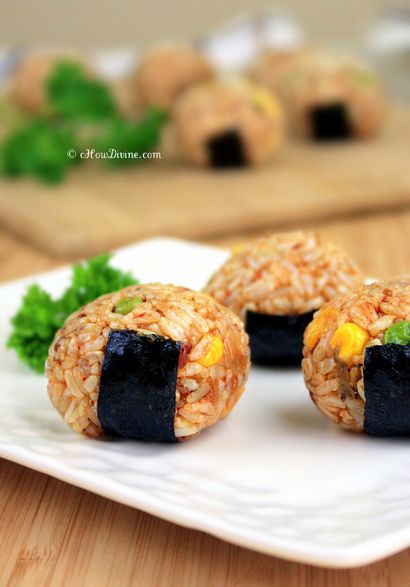Kimchi Jumuk Bap (Kimchi Rice Balls) - CHOW Divine