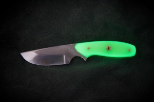 matériel de poignée de couteau Kirinite - un coutelier - point de vue
