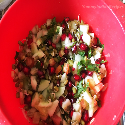 Koshimbir Rezept, wie man traditionellen indischen Salat