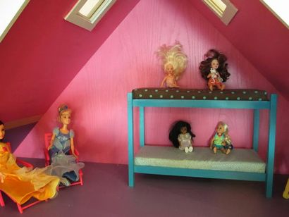 KRUSE bâtiment de l'atelier pour Barbie sur un budget