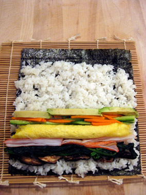 Große Sushi-Rolle (Futo-Maki oder EHO-Maki)