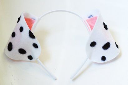 Rire Latte - Bricolage feutre oreilles dalmates (modèle gratuit de l'oreille inclus!)