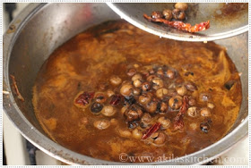 Apprendre à cuisiner Sundakkai Vathal kuzhambu, Recette de Vatha, séchées au soleil Turquie Berry kuzhambu