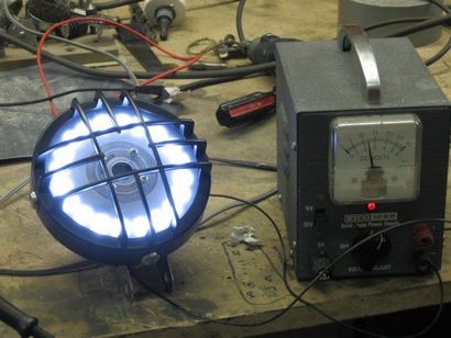LED Motorrad-Scheinwerfer 10 Schritte (mit Bildern)