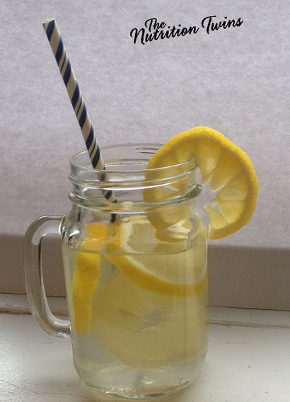 Lemon Ginger Detox Getränk - Ernährung Zwillinge