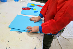 Bibliothek Entscheidungsträger Kleinkind Malklasse Cling Wrap-Malerei