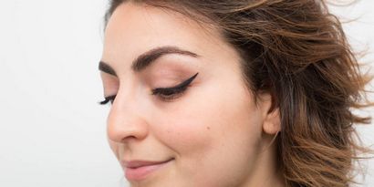 Traceur liquide Tutoriel - Comment appliquer eyeliner liquide parfaitement