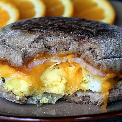 Make-Ahead, gesunde Egg McMuffin Nachahmungen