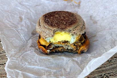 Make-Ahead, gesunde Egg McMuffin Nachahmungen