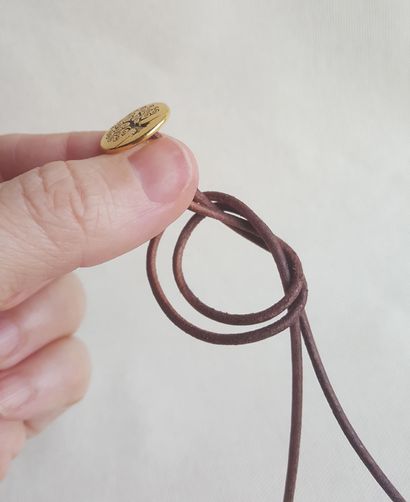 Faire un bouton facile noueuse Bracelet sur craftsy