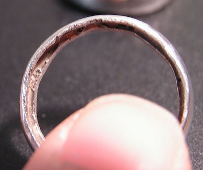 Machen Sie einen Silber-Ring für 25 Cents 6 Schritte (mit Bildern)