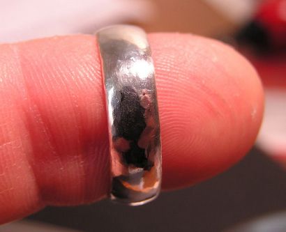 Machen Sie einen Silber-Ring für 25 Cents 6 Schritte (mit Bildern)