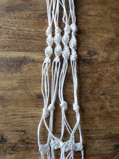 Faire un macramé Superbe Vase suspendu