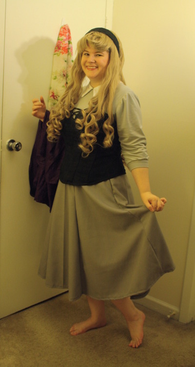 Makelovely Cosplay! Briar Rose Cosplay How-To