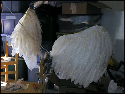 Faire de grandes ailes d'ange - HCC cosplay