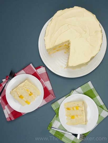 Mango Chiffon Kuchen mit Schlag Mango-Creme Frosting - Der Einsatz unwahrscheinlich Baker