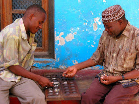 Marie de Pastiche Ouest Jeu Afrique Comment faire et jouer le jeu de Mancala Oware