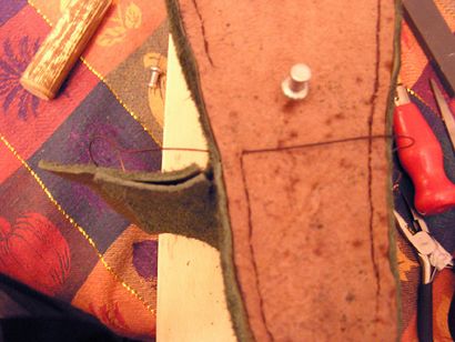 Medieval Schalen Schuhe oder Schuhe für jedermann, der mittelalterliche Schneider