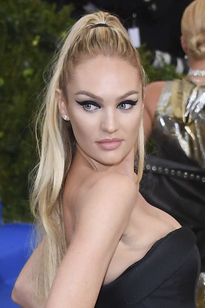 Met Gala 2017 Beauté Best Hair - Maquillage sur Attend Selena Gomez, Katy Perry, et plus glamour