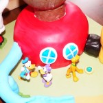 Mickey Mouse Clubhouse Cake - Schauen Sie was ich gemacht