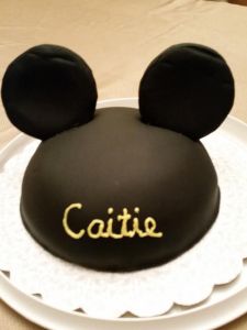 Oreilles de Mickey Mouse - vous pouvez faire ce gâteau! Les mamans Main Street