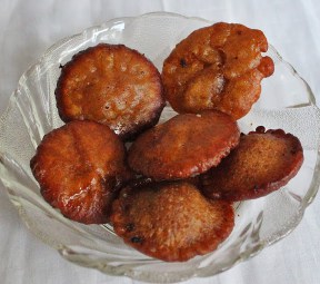 Milagu Vadai Rezept, Hanuman Vada, Lentil - Peppercorn Fritters