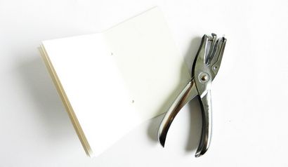 Mini DIY Book Tutorial, The Postman - de Knock