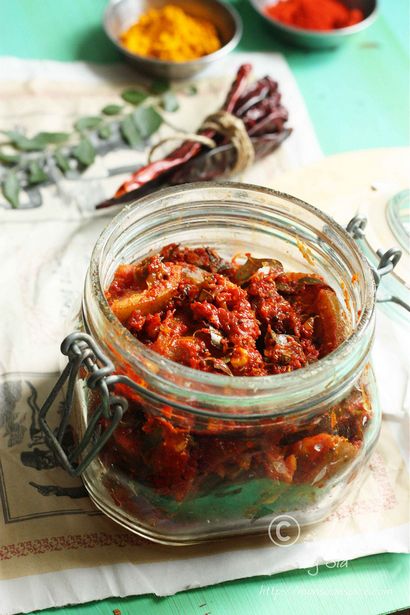 Monsoon Gewürz, Enthüllen Sie die Magie der Gewürze Nimbu Ka achaar, einfach Spicy Indian Lemon Pickle Rezept