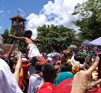 Festival de Moriones - Unique Festival de Carême que vous devez expérience ~ (comment faire un masque de festival Moriones) Moriones Festival - Unique Festival de Carême Vous avez besoin de l'expérience ~