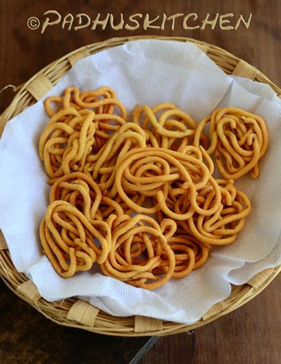 Murukku Rezepte-Easy südindischen Murukku Rezepte für Diwali, Padhuskitchen