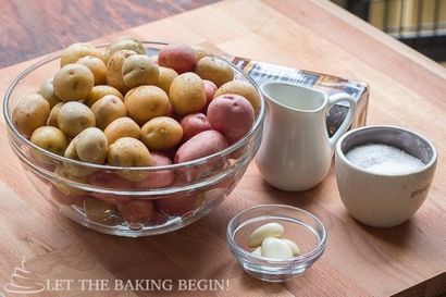 Pilz-Kartoffeln mit Creamy Parmesan und Knoblauch-Sauce - Lassen Sie das Backen anfangen!
