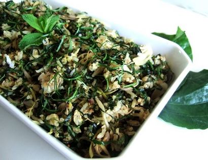 Nasi Ulams (Nyonya Herbed Reis Salat)