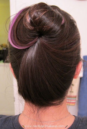 Maquillage Nerdy Girl - Archives de Blog - Quick Chignons Trick cheveux sans aucun lien cheveux, pinces, épingles! (maquillage) Maquillage Nerdy Girl - Archives de Blog - Quick Chignons Trick cheveux sans aucun lien cheveux, pinces, épingles!