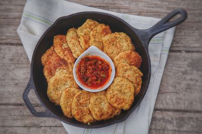 Newari - Je sens l'odeur des aliments (newari) Newari - Je sens la nourriture
