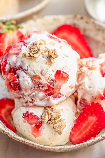 Non Churn Strawberry Cheesecake Ice Cream