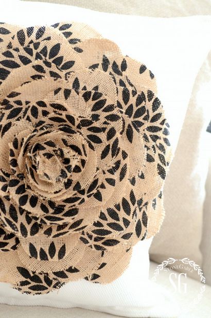 NO BURLAP FLEURS OREILLER SEW