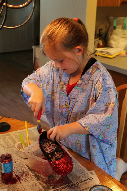 No-Sew Dorothy Halloween Costume (Halloween) No-Sew Dorothy Halloween Costume