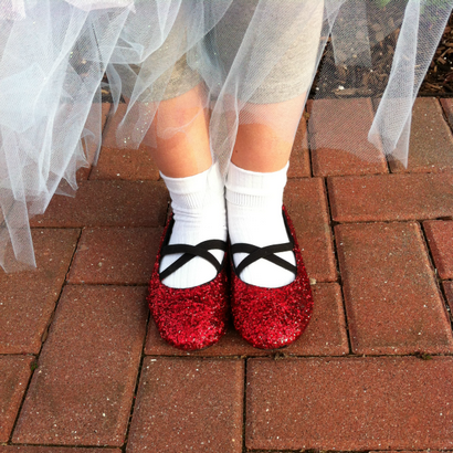 No-Sew Dorothy Halloween Costume (comment faire costume dorothy maison) No-Sew Dorothy Halloween Costume