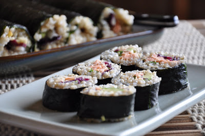 Nährende Mahlzeiten Nori Rolls mit Sticky Brauner Reis