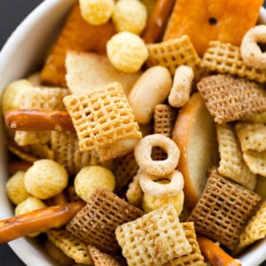 Muttern und Schrauben Selbst gemachter Snack Mix, Brown Eyed Baker