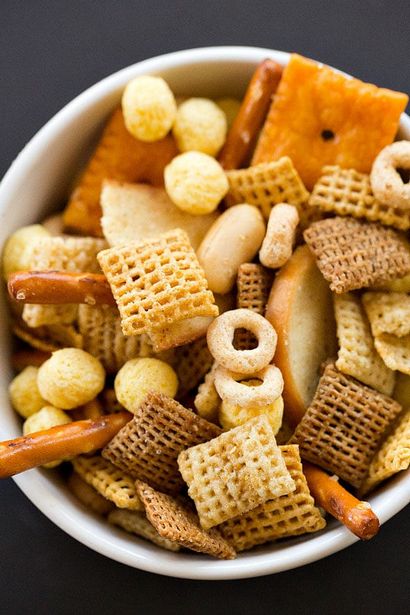 Muttern und Schrauben Selbst gemachter Snack Mix, Brown Eyed Baker