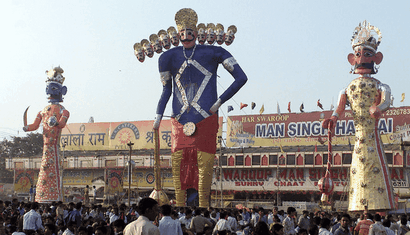 Le festival Dussehra, Galerie de photographe vous dira comment un Ravana Effigie est construit à partir (ce) Le festival Dussehra, Galerie de photographe vous dira comment un Ravana Effigie est construit à partir