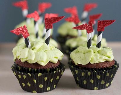 Une Fête de Charme, Idées de fête d'anniversaire - pantoufle rubis petits gâteaux