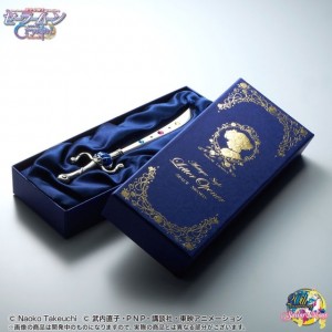 Ouvrez votre courrier dans le style avec un marin Uranus espace épée ouvre-lettre, Nouvelles Sailor Moon